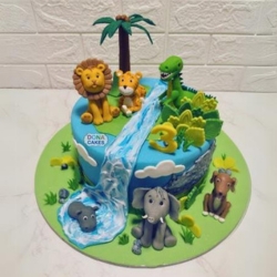 Jungle Theme Cake