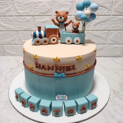 Teddy Theme Cake