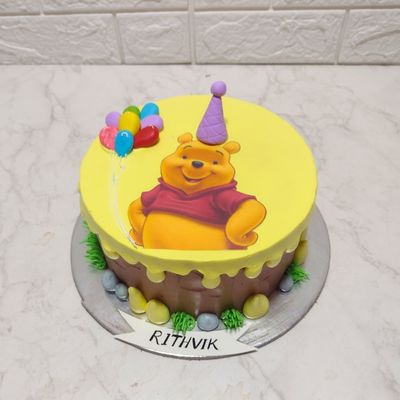 Winnie The Pooh Cake