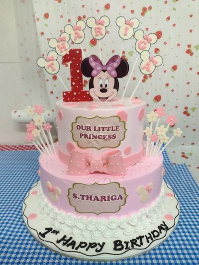 Spectacular Minnie Tier Cake