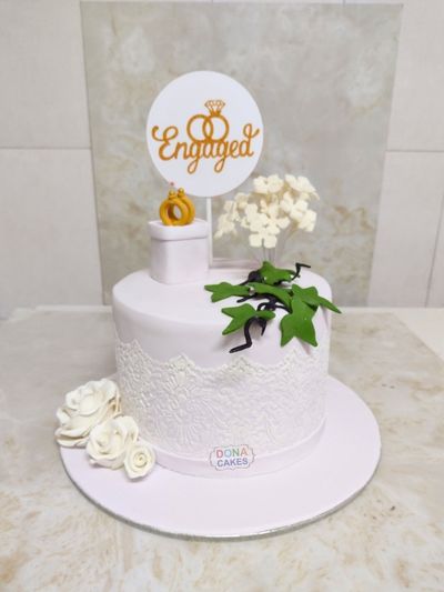 Engagement cake