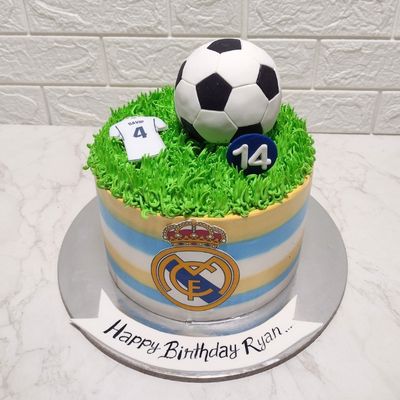 Real Madrid Cake