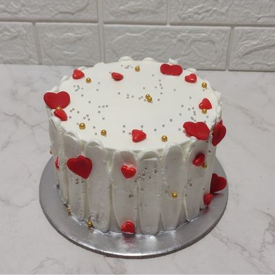 Love Heartful Red Cake