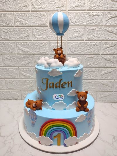 	Teddy Theme Cake