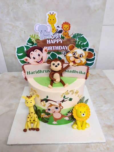 Jungle Safari Theme Cake