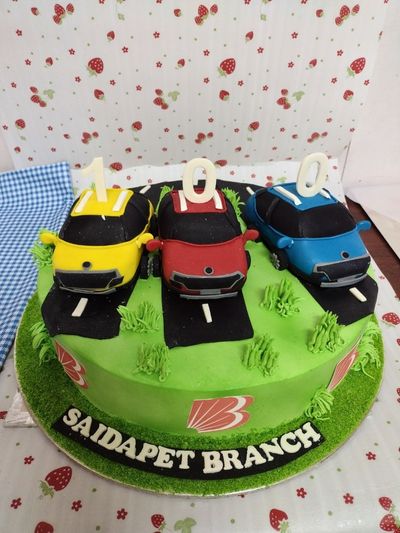 Car Fever Cake