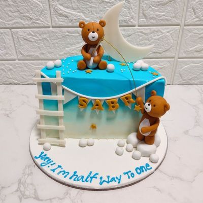 Teddy On Moon Half Birtrhday Cake