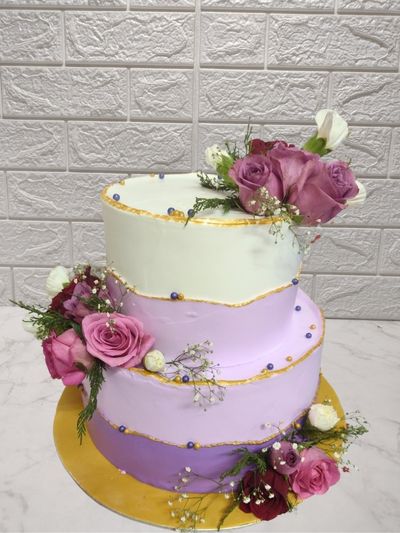 Golden Wedding Cake