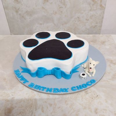 Dog Paw Cake