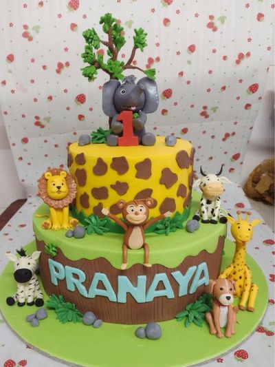 Wild Animals Theme Cake