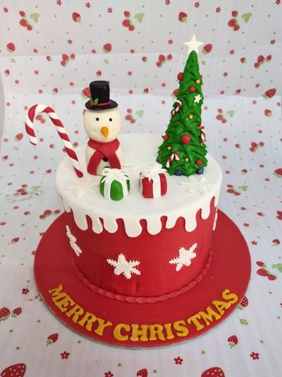 Christmas Snowman & Candy Cane Cake