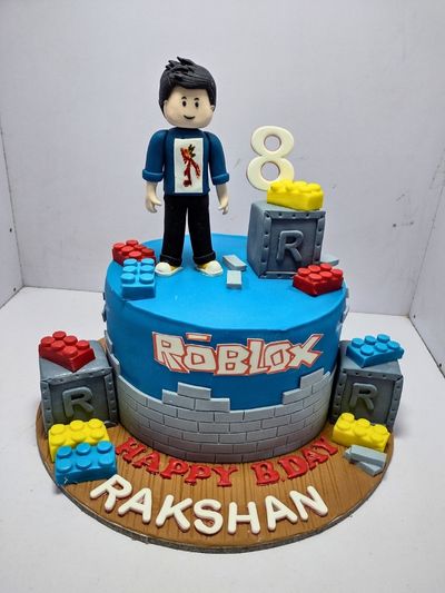 Roblox Theme Cake