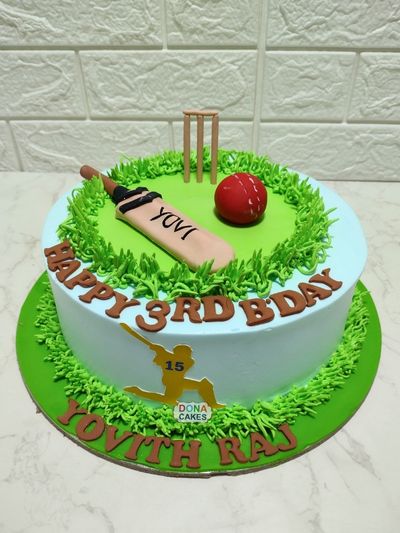 Cricket Theme Cake