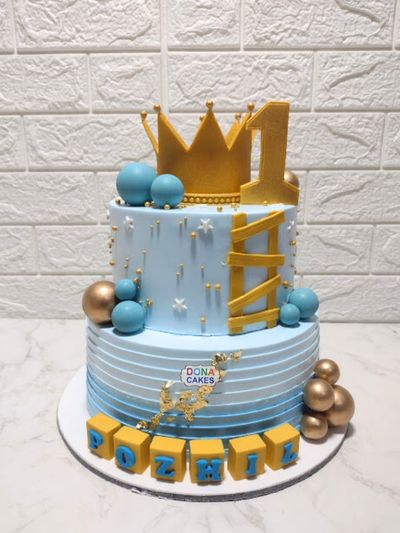 Crown Theme Tier Cake