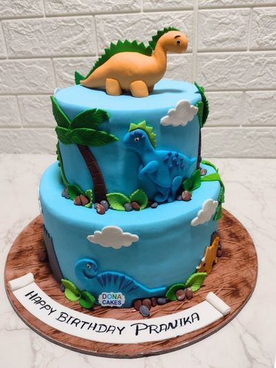 Dinosaur Tier Cake