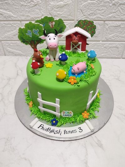 Jungle Farmer Theme Cake