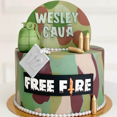 Free Fire Fondant Cake