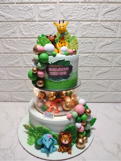 Jungle Theme Cake