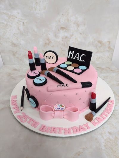 MAC Makeup Kit Fondant Cake