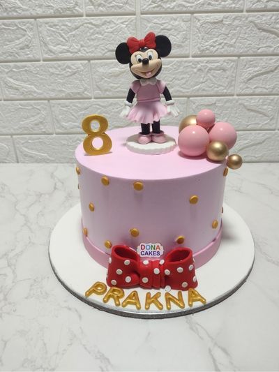 Mickey and Minnie Mouse Cake