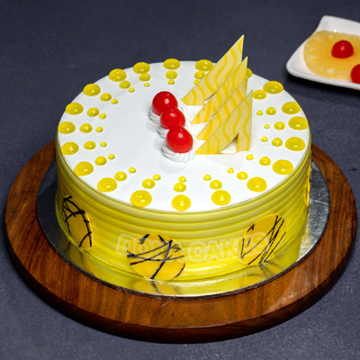 1/2kg Pineapple Fresh Cream Cake Online Price