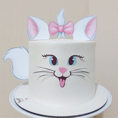 Animal Shape Cake