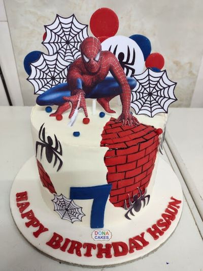 Spider Man Theme Cake